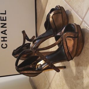 BCBG Maxazria heels size 5.5